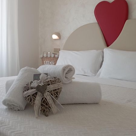 Hotel Raul Riccione Eksteriør billede